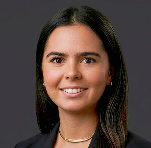 Socio Paredes Camila
