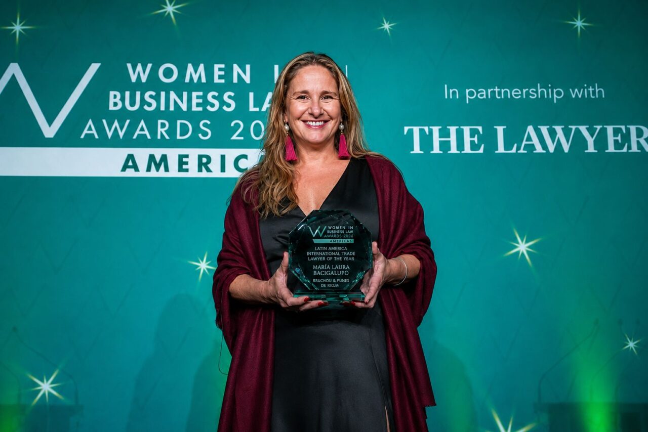 María Laura Bacigalupo distinguida como Abogada del Año en Comercio Internacional en los Women in Business Law Awards Americas